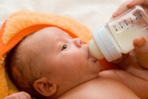 baby bottled milk_oncology news australia