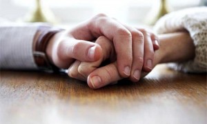 support hand hold care_oncology news ausralia