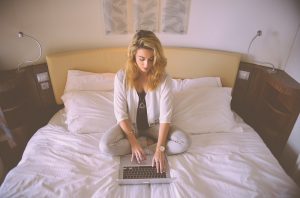 teenage girl computer online support concept_oncology news australia