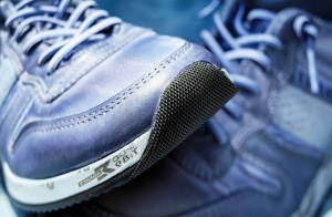 trainers runners joggers runing shoes jogging walking exercise_oncology news australia