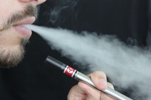 vape vaping e-cigarette_oncology news australia